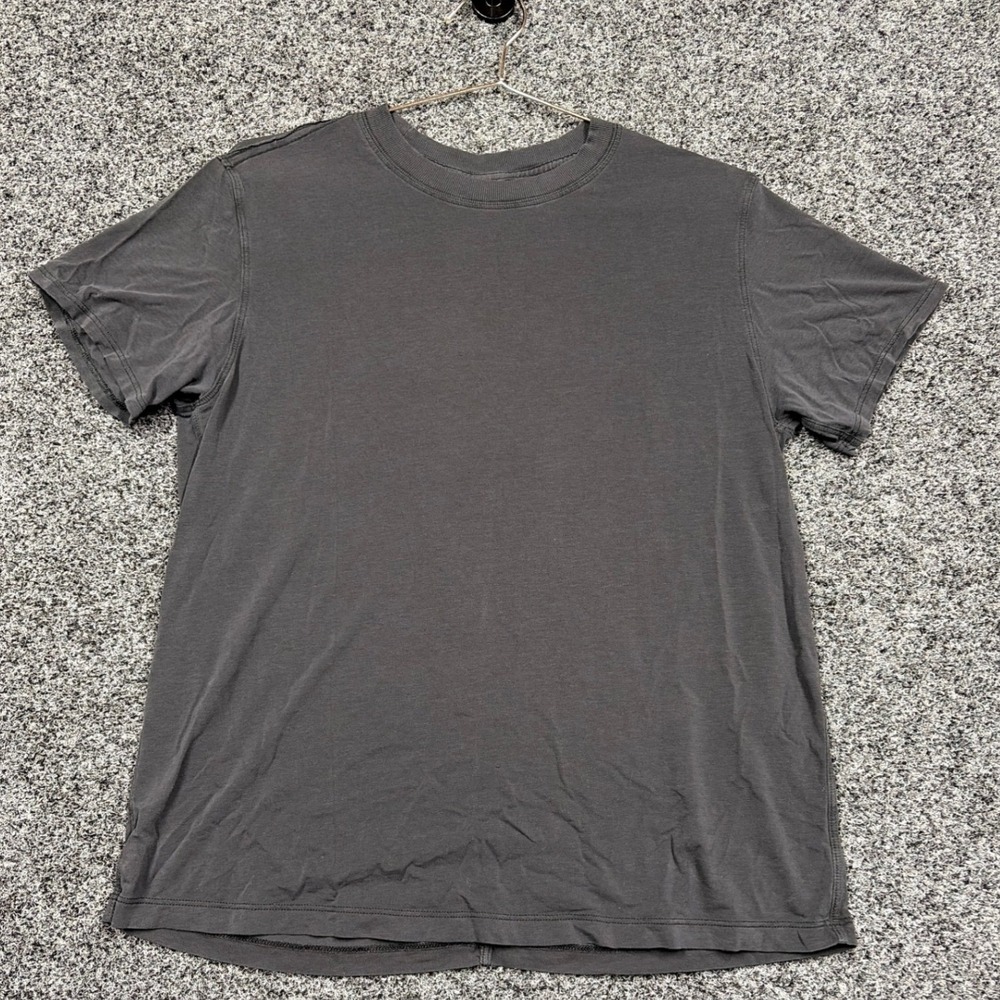 Lululemon T-Shirt Women 8 Black Tee Short Sleeve Crop Crewneck Gym Top